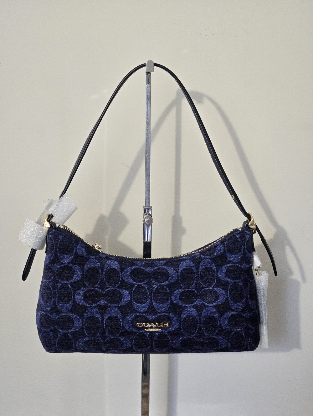 NWT Coach Emeilia Shoulder Bag In Sugnature Chenille